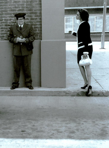 Meisel_Vogue_Italia_October_2003_12.thumb.png.06100f955e9f2e4fdf6033d4b7847f73.png