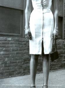 Meisel_Vogue_Italia_October_2003_23.thumb.png.c77efc6ab2ca90a28aff837eb20cfa95.png