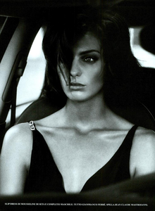 Meisel_Vogue_Italia_October_2003_49.thumb.png.2102a594eeb5e6c3b578654e3b926fb1.png