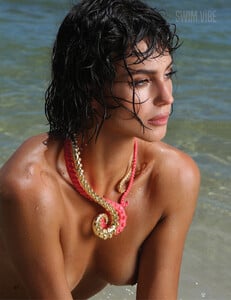 SwimVibe_9-1731.thumb.jpg.6135518fd5f6199d19b1915eff5f7a09.jpg