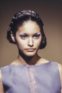 alberta-ferretti-ss-1998-3.thumb.jpg.d7db5bd8ff04e1dc821bdf7c7fc2ea75.jpg