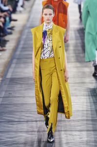 berluti-m-rs20-0912.thumb.jpg.3f35ddbb0adb0aff93bb5342e12d88e4.jpg