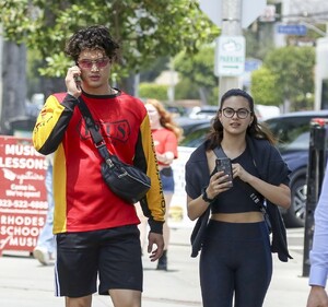 camila-mendes-in-spandex-out-in-la-06-05-2019-3.jpg