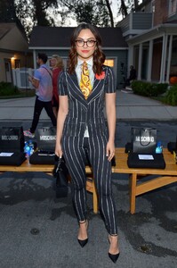 camila-mendes-moschino-spring-summer-2019-in-universal-city-5.jpg