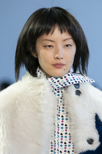 claudia-li-clp-rf19-0403.thumb.jpg.1c49bdbc08bb9ae58aa94089fe793cee.jpg