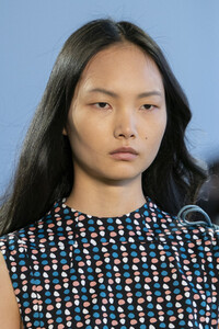 claudia-li-clp-rf19-0440.thumb.jpg.0cb24b3338726a06205f1675210801d8.jpg