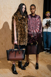 coach-bks-v-rf19-4758.thumb.jpg.717167c60bd282d79f60fe90f9ee6503.jpg