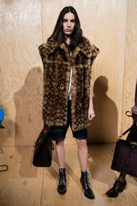 coach-bks-v-rf19-4760.thumb.jpg.9c2e2d5e89f65ebee1f8c70a04255f72.jpg