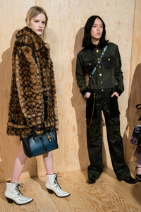 coach-bks-v-rf19-4835.thumb.jpg.2adcfe092060501ec77a40881e3b2f49.jpg