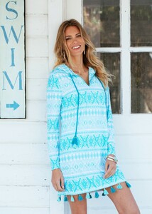 crystal-lagoon-hooded-cover-up_2048x.jpg