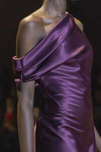 cushnie-clp-rf19-0145.thumb.jpg.436a25852c599b84ba9cde3b3fa21eae.jpg