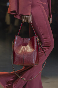 cushnie-clp-rf19-0230.thumb.jpg.ec0f1623c2bb44d55e68df6fc3b63767.jpg