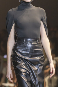 cushnie-clp-rf19-0570.thumb.jpg.dacfe136e8e71969f51b3349fec91489.jpg