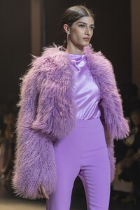 cushnie-clp-rf19-0627.thumb.jpg.94685a9eb3a87e93489cfe694f7923be.jpg