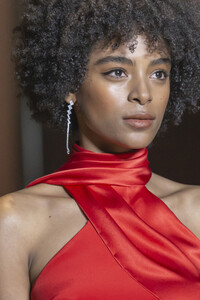 cushnie-clp-rf19-0725.thumb.jpg.104f0b8782be7a8a5822ae06ba75494a.jpg