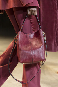 cushnie-clp-rf19-0868.thumb.jpg.5246fa2a9ce7a254192a5888a0c2313f.jpg