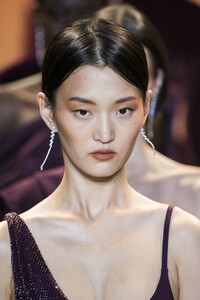 cushnie-clpi-rf19-0454.thumb.jpg.462d51bf7b54bcf4536a629d2ae0f4aa.jpg