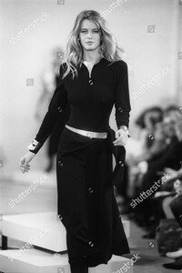 donna-karan-fall-1991-rtw-new-york-shutterstock-editorial-6908485ei.jpg