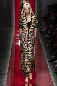 dsquared2-m-rs20-0509.thumb.jpg.36362fbfa4bac1230350dac39f35ab5e.jpg