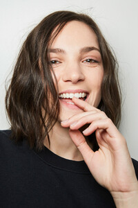 elie-tahari-bks-m-rf19-7353.thumb.jpg.3a0896317367b80cf396505d3d6e1d92.jpg