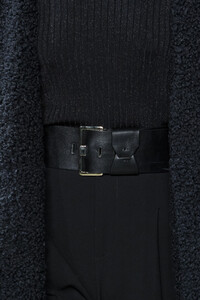 elie-tahari-clp-rf19-0282.thumb.jpg.82dbe391a69a88e8d554e39fa9b6f93d.jpg