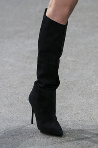 elie-tahari-clp-rf19-0344.thumb.jpg.950f56944009d060ae17db9be86c844b.jpg
