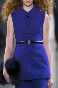 elie-tahari-clp-rf19-0352.thumb.jpg.3b7502096d9a794cb307e4d67e55a6ef.jpg
