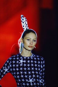 fashion-photography-archive-image-work-image----batch1----fullSize----103212_103212-4_0038_fs.jpg.jpg