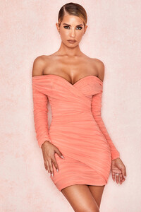 felicity-10p.jpg