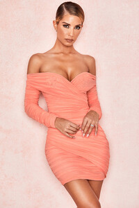 felicity-8r.jpg