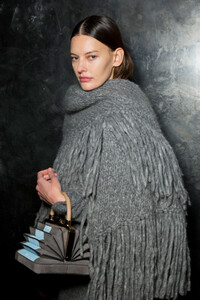 gabriela-hearst-bks-g-rf19-8725.thumb.jpg.b1926094281abe669b868bc8226516fc.jpg