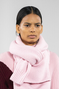 gabriela-hearst-clp-rf19-0306.thumb.jpg.7a33319a8c1cfcb7b50183bcfa1ead0a.jpg