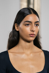 gabriela-hearst-clp-rf19-0406.thumb.jpg.9e9f45a2dac53e1e5e1874aae7f4b3a7.jpg
