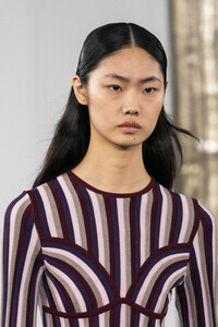 gabriela-hearst-clp-rf19-0423.thumb.jpg.2e07d1e106bf23aae8b9f982f9c27769.jpg