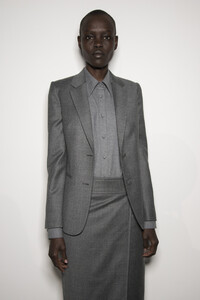 helmut-lang-bks-v-rf19-4363.thumb.jpg.d2c236c213fdcd18ac78d22aa5d5805a.jpg