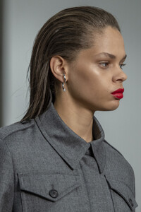helmut-lang-clp-rf19-1023.thumb.jpg.cf09c8a7349cd4f770f80f8f06b5cafd.jpg