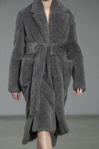 helmut-lang-clp-rf19-1083.thumb.jpg.920e6db4c309ae4a28281a435940b3b0.jpg
