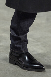 helmut-lang-clp-rf19-1175.thumb.jpg.f4ff1a8e02e25d9c2c67357ca9fcbc76.jpg