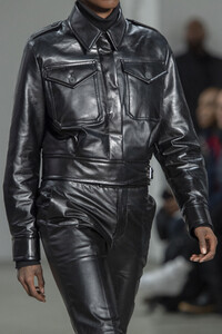 helmut-lang-clp-rf19-1233.thumb.jpg.a8c92c22735c521b56ea828115f3ae3a.jpg