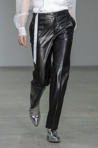 helmut-lang-clp-rf19-1247.thumb.jpg.baddc6647d71af6f8f05bf1b45ce71d1.jpg