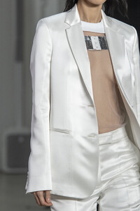 helmut-lang-clp-rf19-1445.thumb.jpg.2dbda9ef7ce3d02ad320a49c5848e46e.jpg