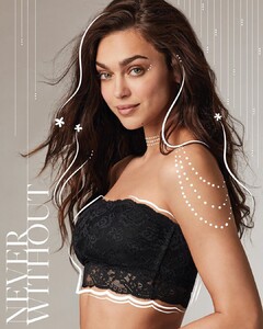 intimissimiofficial_61867303_1676230175845517_8789963980072643736_n.jpg