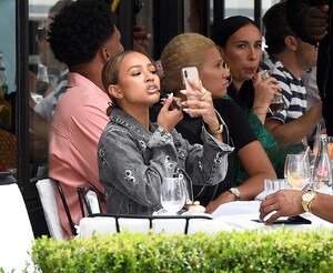 karrueche-tran-l-avenue-restaurant-in-paris-06-19-2019-1.jpg