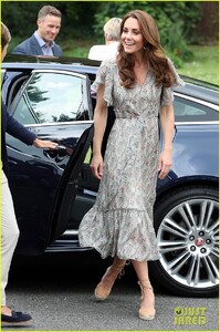 kate-middleton-royal-photographic-society-01.jpg