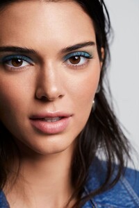 kendall-jenner-l-officiel-magazine-summer-2019-10.jpg