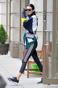 kendall-jenner-out-in-nyc-06-19-2019-5.jpg