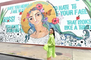 kendall-jenner-stops-by-the-paintpositivity-becausewordsmatter-mural-in-ny-06-20-2019-3.jpg