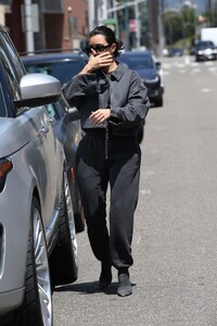kim-kardashian-out-in-beverly-hills-06-23-2019-1.thumb.jpg.1a72f7e974429c34e6a5d559a11486b2.jpg