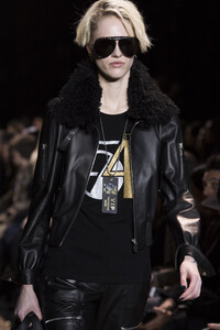 kors-clp-rf19-1049.thumb.jpg.6f85d90fbbd8c218136a76f4bda8d194.jpg