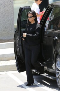 kourtney-kardashian-church-service-in-los-angeles-06-16-2019-0.jpg